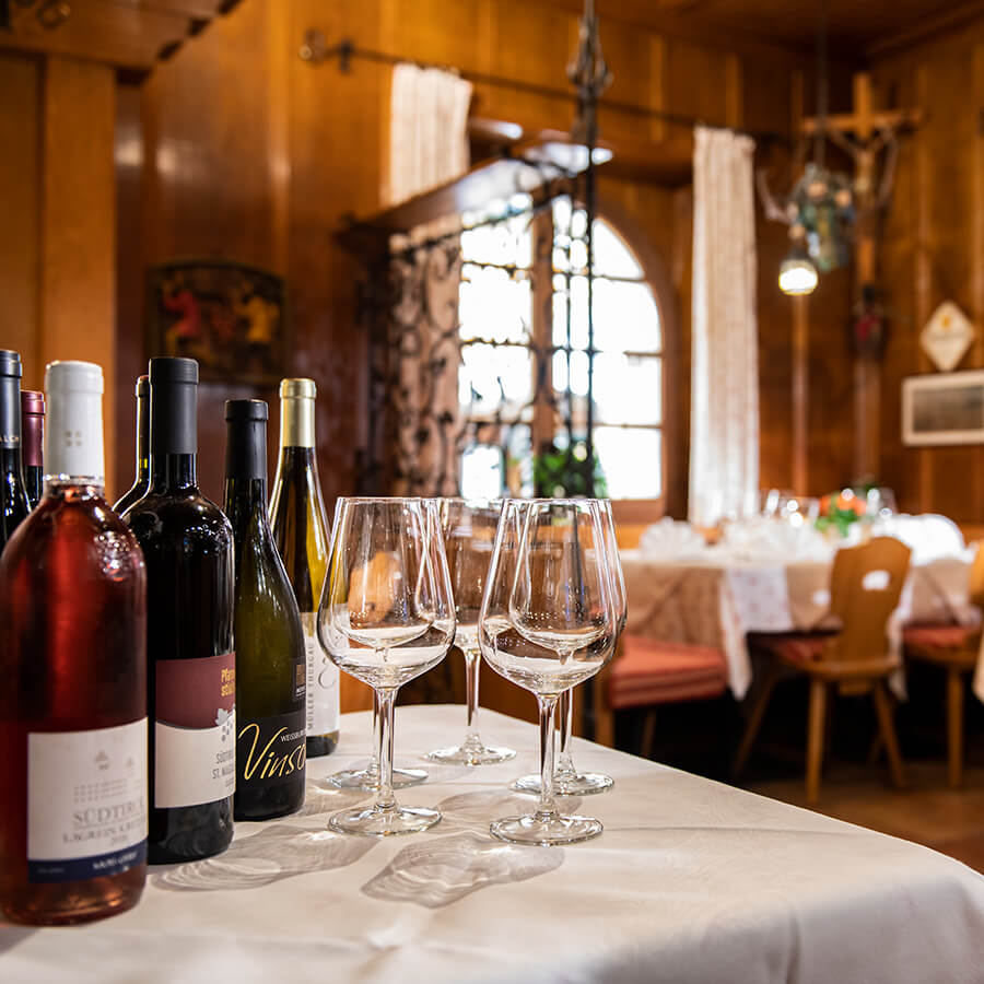 Restaurant - Tyrolean Stube