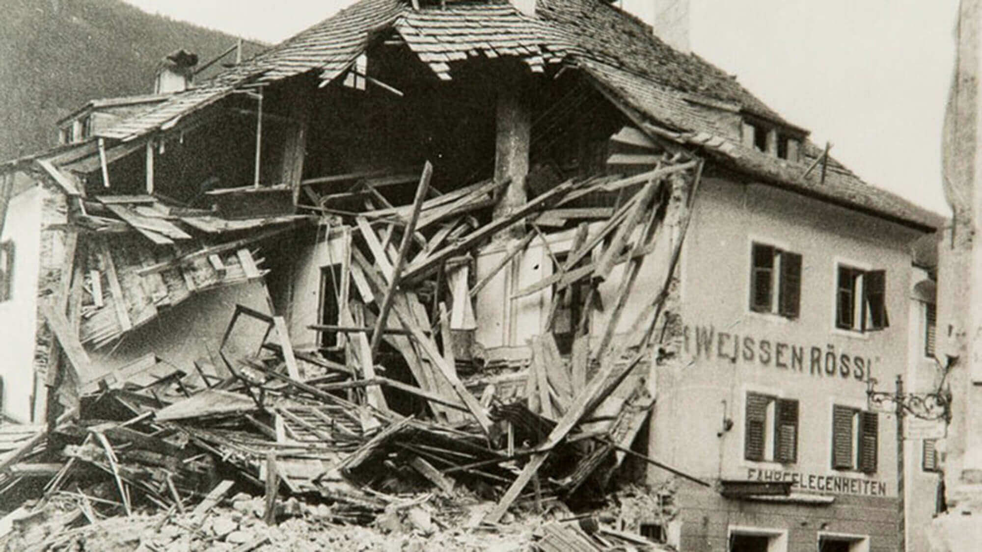 I Weltkrieg das zerstörte Hotel 12/13 Juli 1916