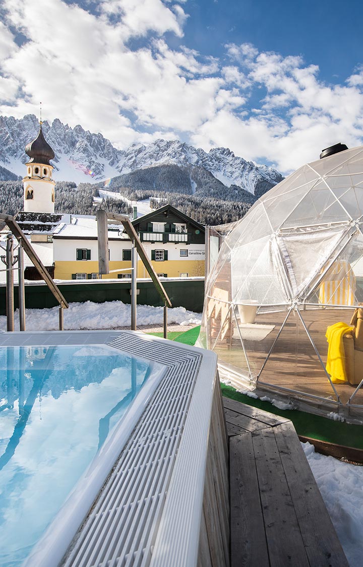 Hotel Weisses Rössl mit Blick auf den Haunold