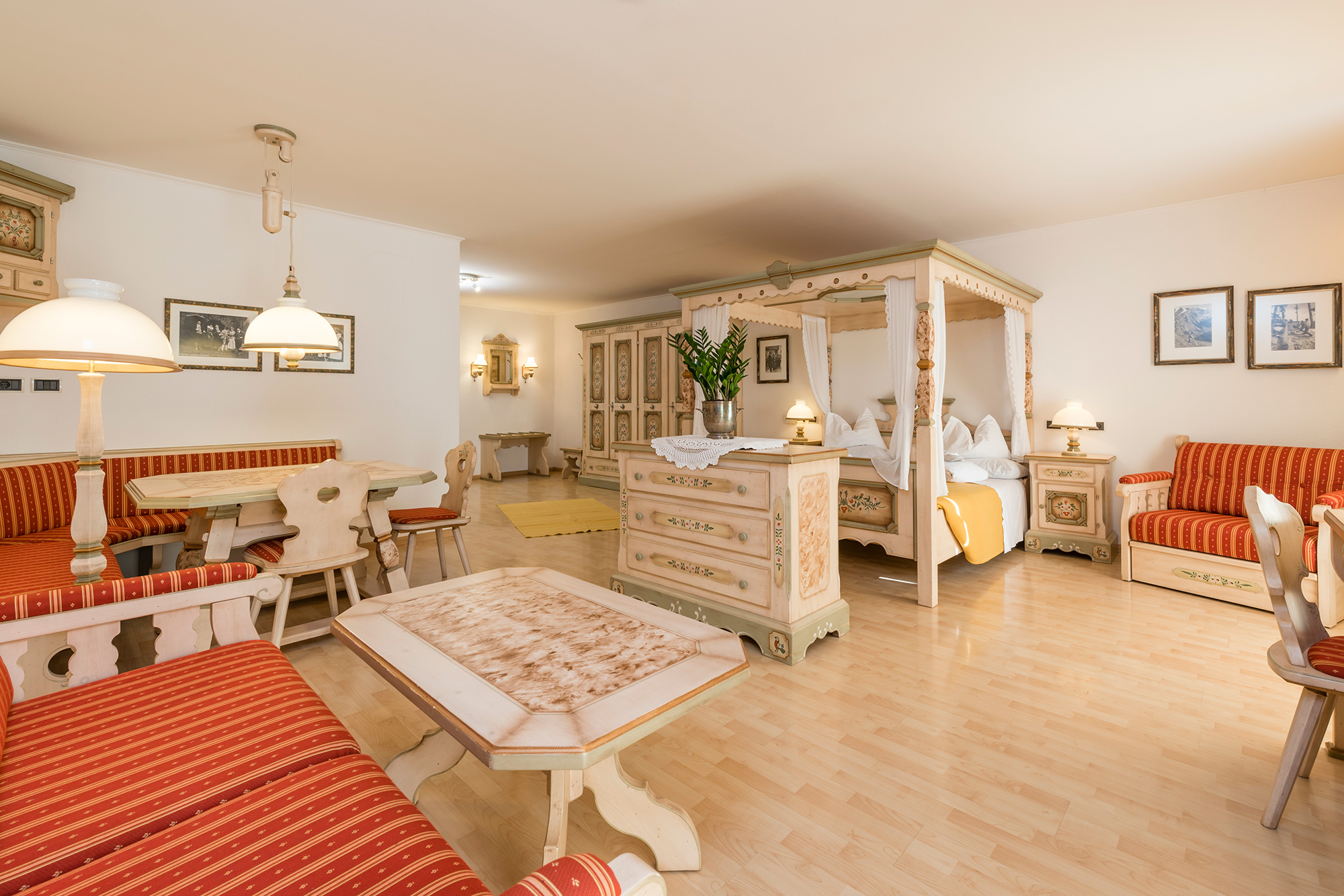 Imperial Suite - Hotel Cavallino Bianco
